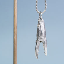 Load image into Gallery viewer, close up of articulate Ovalipes ocellatus - Lady Crab Claw Necklace cast in sterling silver on reverse double rope chain by hkm jewelry