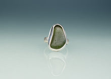 Load image into Gallery viewer, front view of pirate glass green sea glass ring