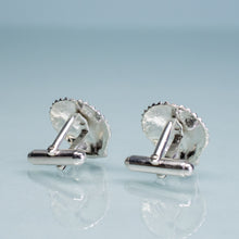 Load image into Gallery viewer, cast silver scallop shell cufflinks for men's wedding wear by hkm jewelry backside view
