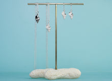 Load image into Gallery viewer, Ribbed Cantharus Shell Necklace - Silver Conch Shell Pendant