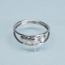 Load image into Gallery viewer, Clam Bar Ring - Cast Silver Shells Open Band