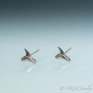 side view of mini lemon shark teeth stud earrings cast in silver by hali maclaren of hkm jewelry