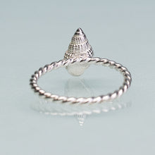 Load image into Gallery viewer, Cast Silver Seashell Ring - Choose Your Shell