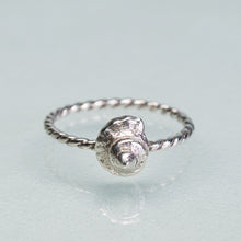 Load image into Gallery viewer, Cast Silver Seashell Ring - Choose Your Shell