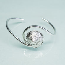 Load image into Gallery viewer, Whelk Wave cuff custom made by hali maclaren of hkm jewelry