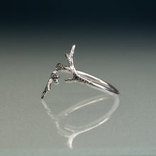 Load image into Gallery viewer, Silver Florida Coral Ring - SUPPORTS ORAI
