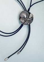Load image into Gallery viewer, Seafoam Beachcomber Bolo Tie
