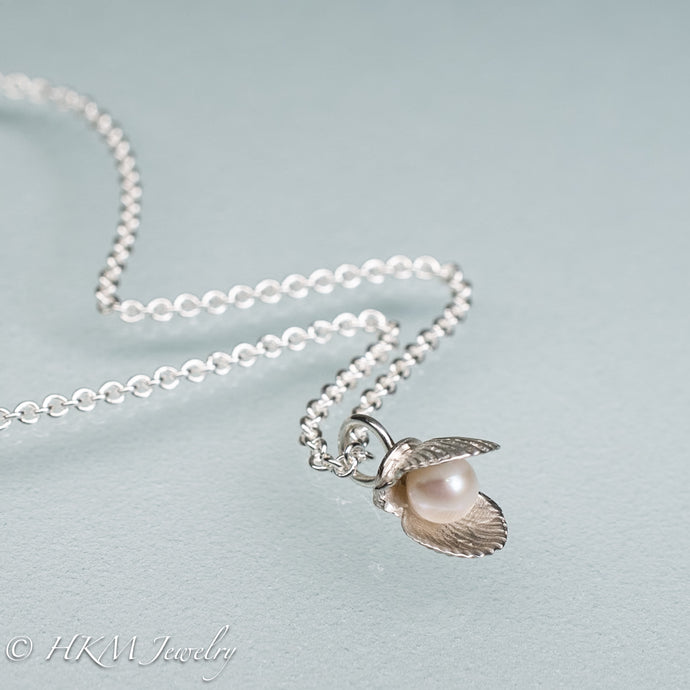 mini bay scallop necklace with pearl inset by hkm jewelry