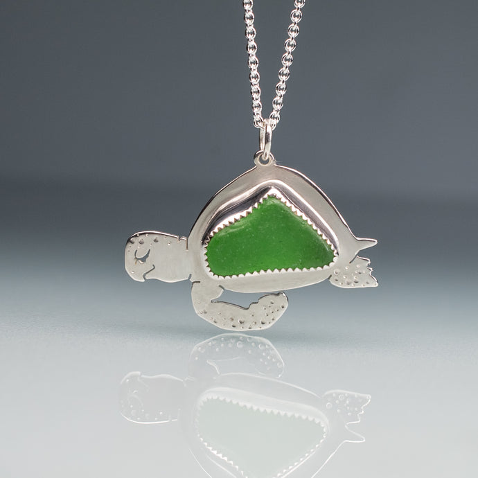 Small kelly Green Sea Glass Sea Turtle Necklace in sterling silver by hkm jewelry
