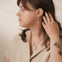 Load image into Gallery viewer, Silver Lion's Paw Scallop Necklace - Florida Scallop Shell Charm
