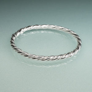 sterling silver twist rope bangle by hkm jewelry