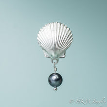 Load image into Gallery viewer, the scallop pearl pendant in polished finish with black pearl drop by hkm jewelry
